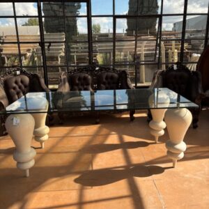 Tavolo Gambe in Legno e Piano in Vetro