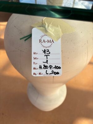 Tavolo Gambe in Legno e Piano in Vetro