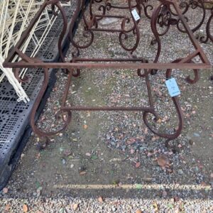 Base in Ferro Quadrata