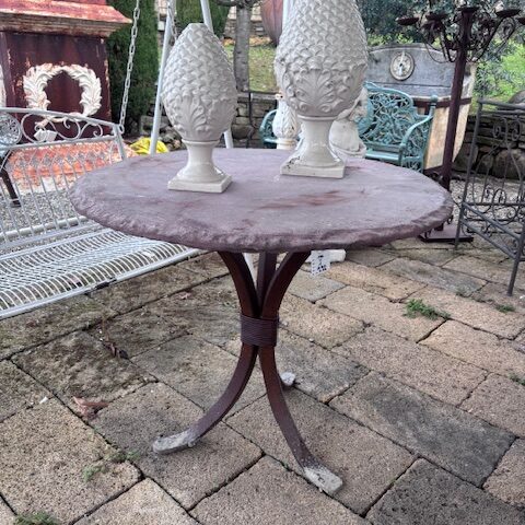 Tavolo Completo Piano in Pietra e Base in Ferro Battuto