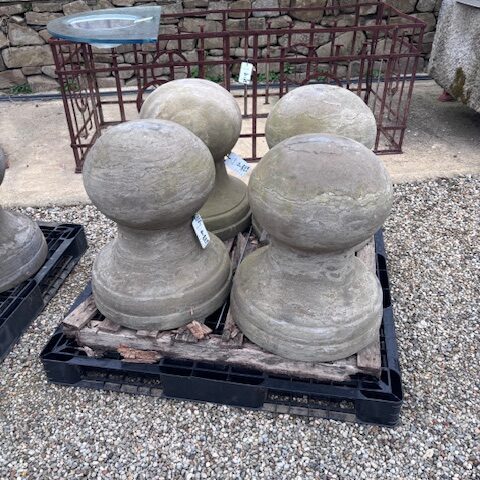 Coppia di Finali in Pietra