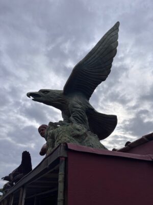 Aquila in Ghisa Gigante