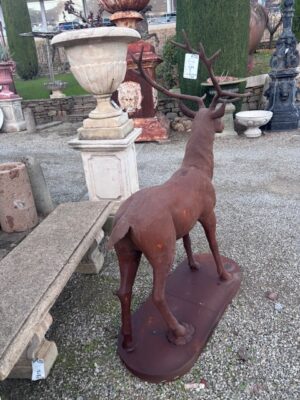 Cervo in Ghisa Dritto