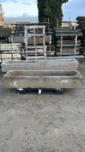 Vasca in Pietra con Decori