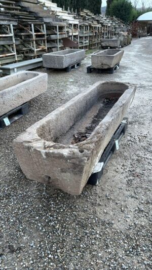 Vasca in Pietra con Decori