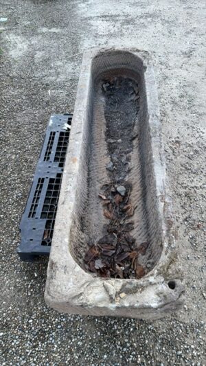 Vasca in Pietra con Decori