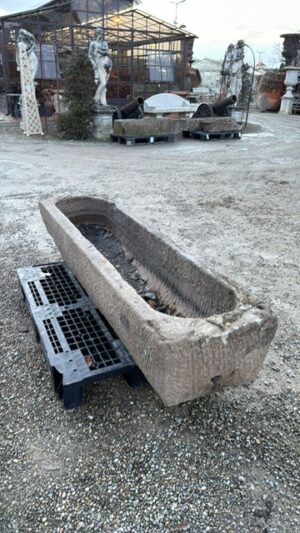 Vasca in Pietra con Decori