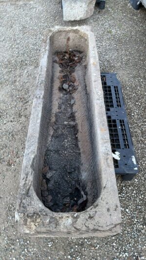 Vasca in Pietra con Decori