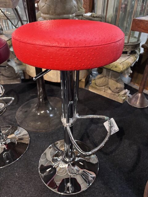 Sgabello in Ecopelle Rossa Artigianale