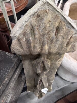 Decoro in Pietra Arenaria a Parete