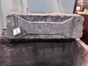 Capitello Stradale Roma