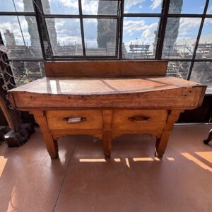 Tavolo da Macellaio Antico con Cassettoni