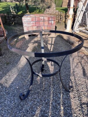 Base in Ferro Battuto