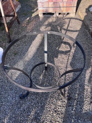 Base in Ferro Battuto