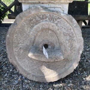 Bocca in Pietra con Protuberanza