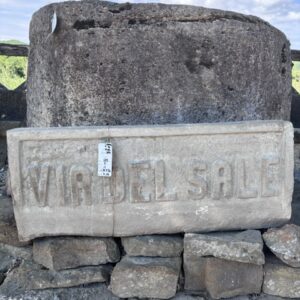 Indicatore in Pietra Via del Sale Volterra