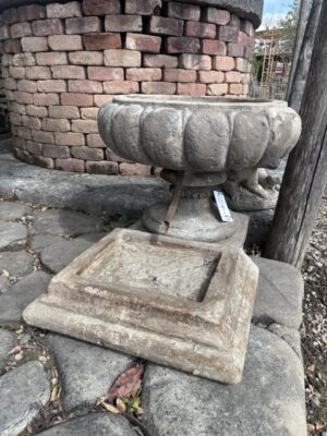 Fontana Medicea con Canna in Rame e Vaschetta