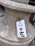 Coppia di Capitelli in Pietra Grandi