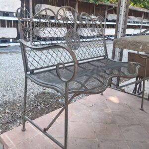 Divanetto con Rosone Piccolo