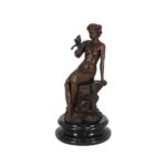 Dama in bronzo con colomba
