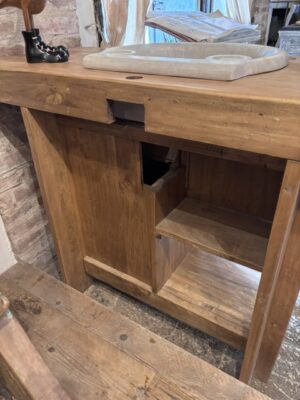 Mobile da Bagno in Legno Massello e Marmo