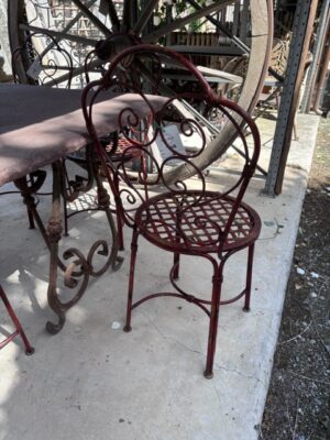 Sedia in Ferro Rossa