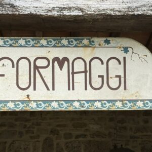 insegna formaggi e salumi