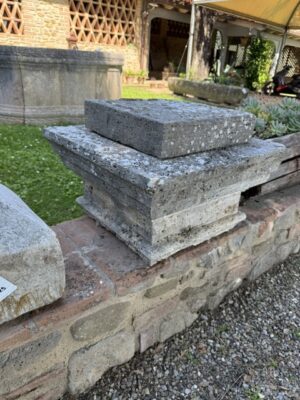 Coppia di Sopra Colonne in Travertino